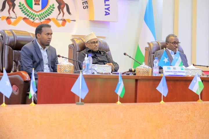 Baarlamanka Puntland Oo War Ka Soo Saaray Fadhigoodii Maanta Oo Axad Ah ...