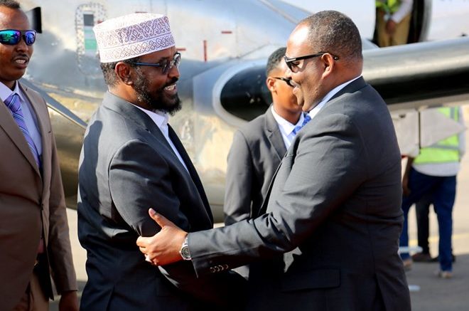 Siciid Deni iyo Axmed Madoobe oo Shir deg deg ah ku yeelanaya magaalada Nairobi – Puntland Submit