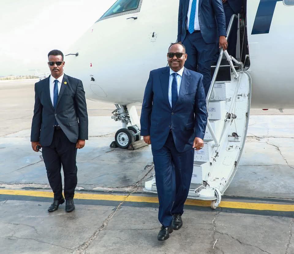 Madaxweyne Deni oo gaaray Muqdisho