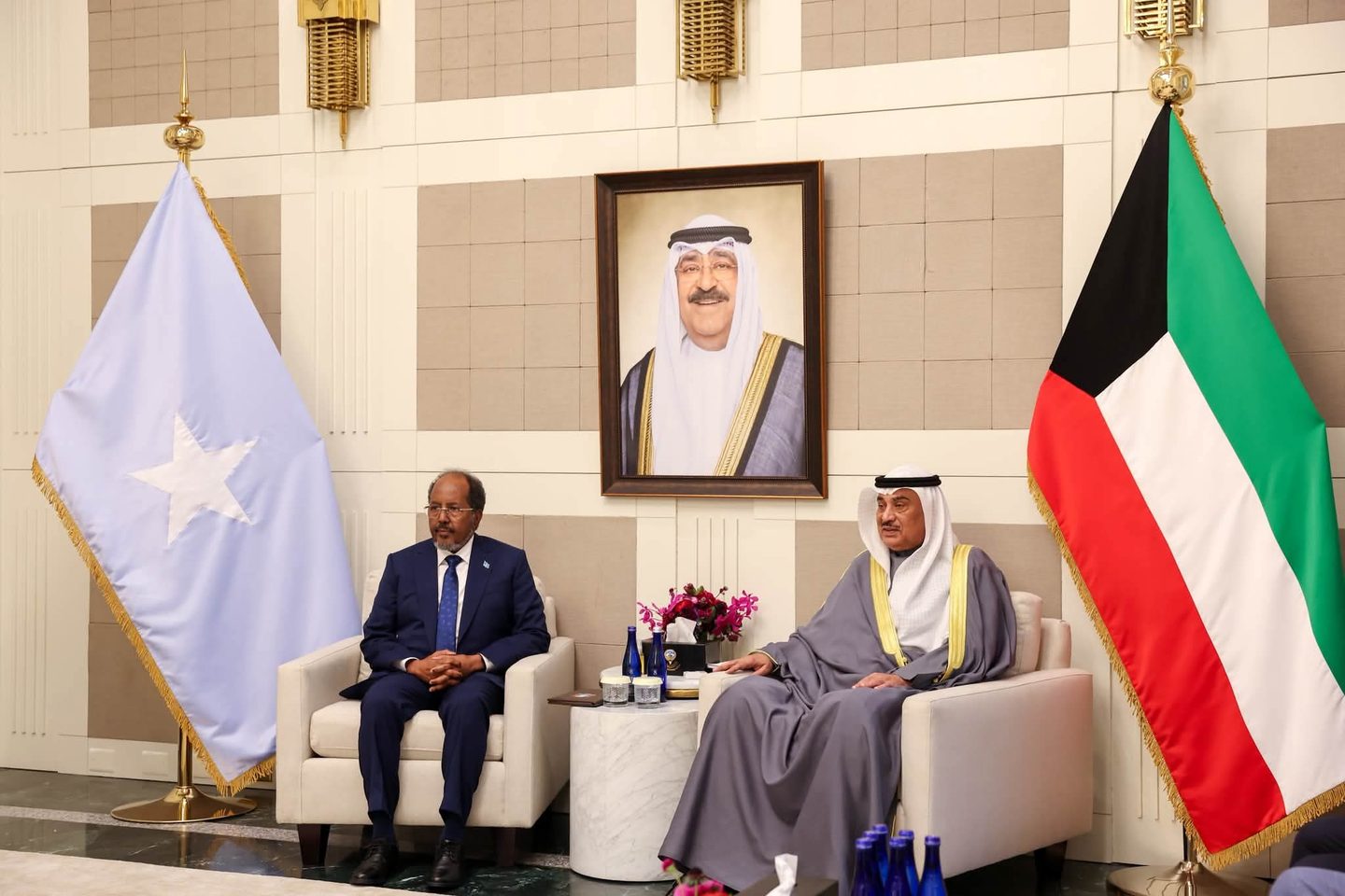 Soomaaliya iyo Kuwait oo ka wada hadlay xaaladda Bariga Dhexe