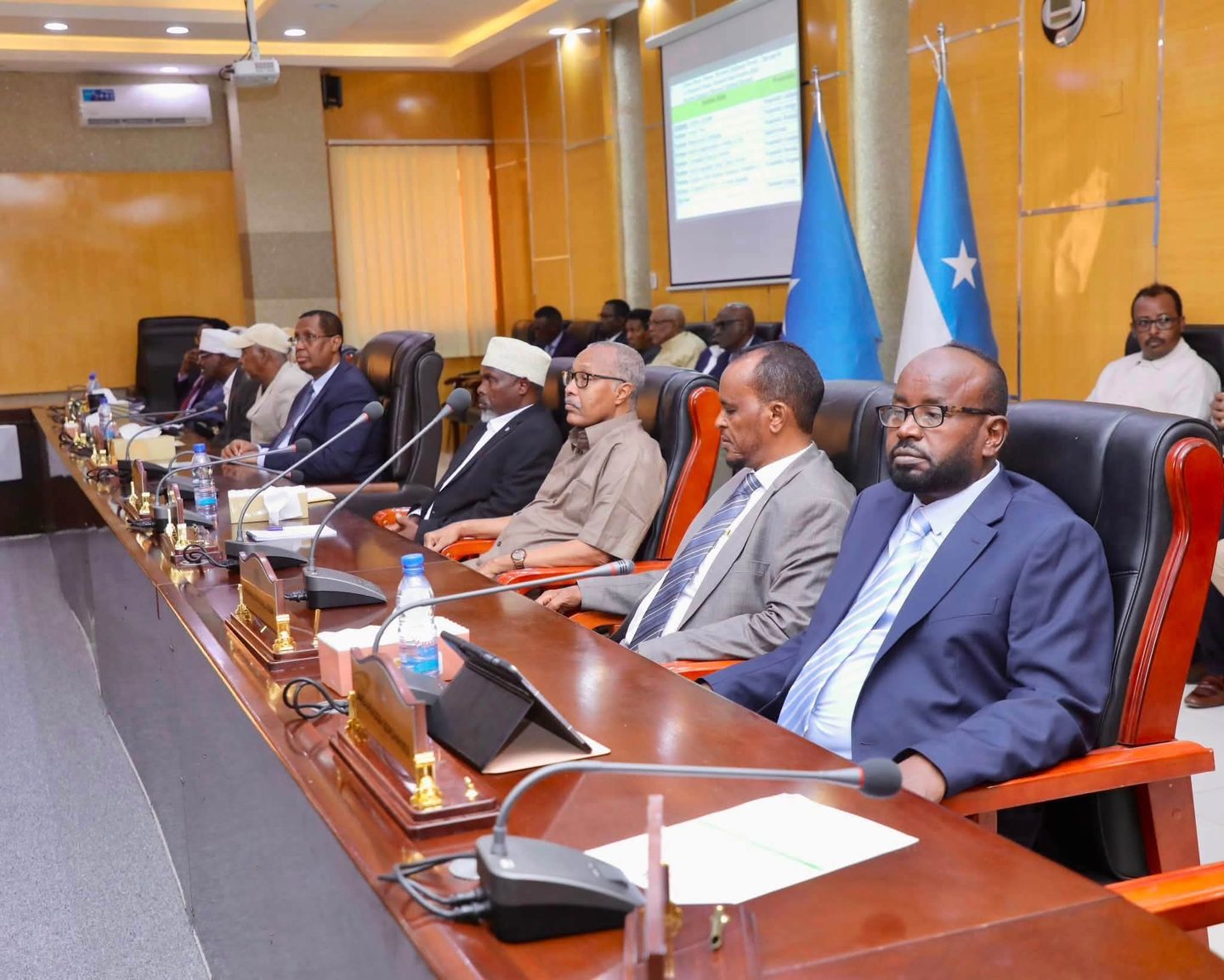 Maxaa looga hadlay shirka golaha wasiirrada Puntland?
